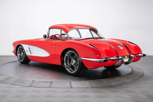 Chevrolet Corvette C1: Klasyczny model, który zmienił historię motoryzacji Chevrolet Corvette C1: Klasyczny model, który zmienił historię motoryzacji