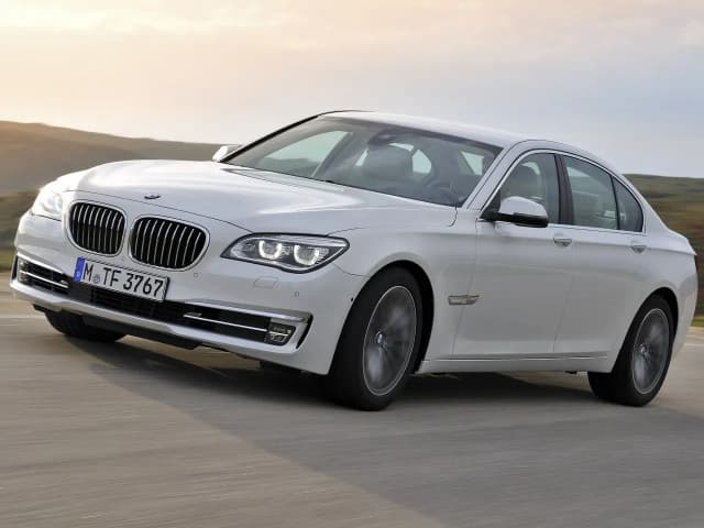 Najlepsze silniki do BMW 7 F01 - unikaj kosztownych błędów przy wyborze Najlepsze silniki do BMW 7 F01 - unikaj kosztownych błędów przy wyborze