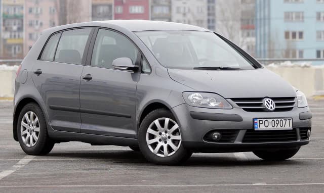 Rozstaw śrub Golf 5: Jakie są wymiary rozstawu śrub w modelu Volkswagen Golf 5?