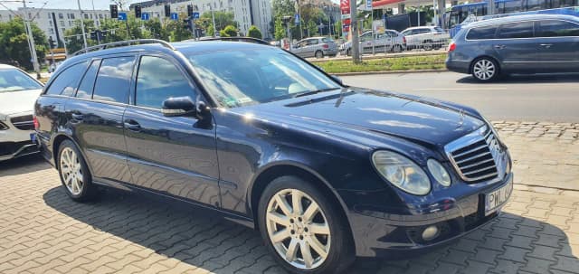Mercedes-Benz E-Class: Kluczowe informacje, modele i ceny na rynku Mercedes-Benz E-Class: Kluczowe informacje, modele i ceny na rynku