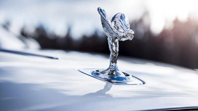 Figurka Rolls Royce: Historia i znaczenie Spirit of Ecstasy Figurka Rolls Royce: Historia i znaczenie Spirit of Ecstasy