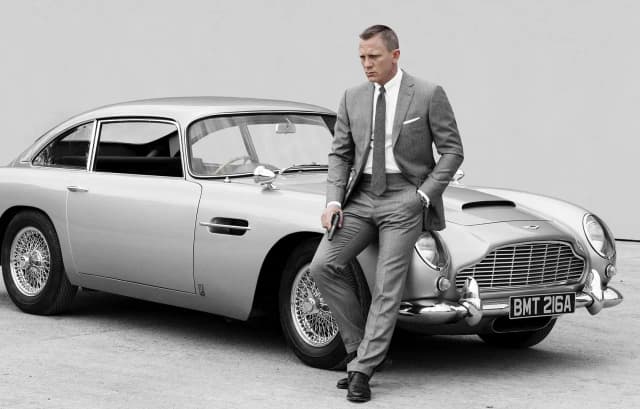 Wpływ Filmów na Kulturę Motoryzacyjną – Top 5 Filmów o Samochodach Wpływ Filmów na Kulturę Motoryzacyjną – Top 5 Filmów o Samochodach