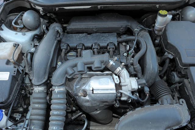 Citroen C5 silniki: Jaki silnik wybrać do tego modelu, aby uniknąć awarii? Citroen C5 silniki: Jaki silnik wybrać do tego modelu, aby uniknąć awarii?