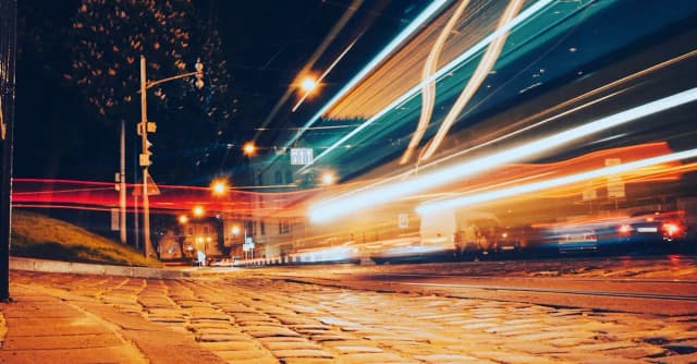 9 absurdów motoryzacyjnych, które serwuje nam kino. Uważaj! 9 absurdów motoryzacyjnych, które serwuje nam kino. Uważaj!